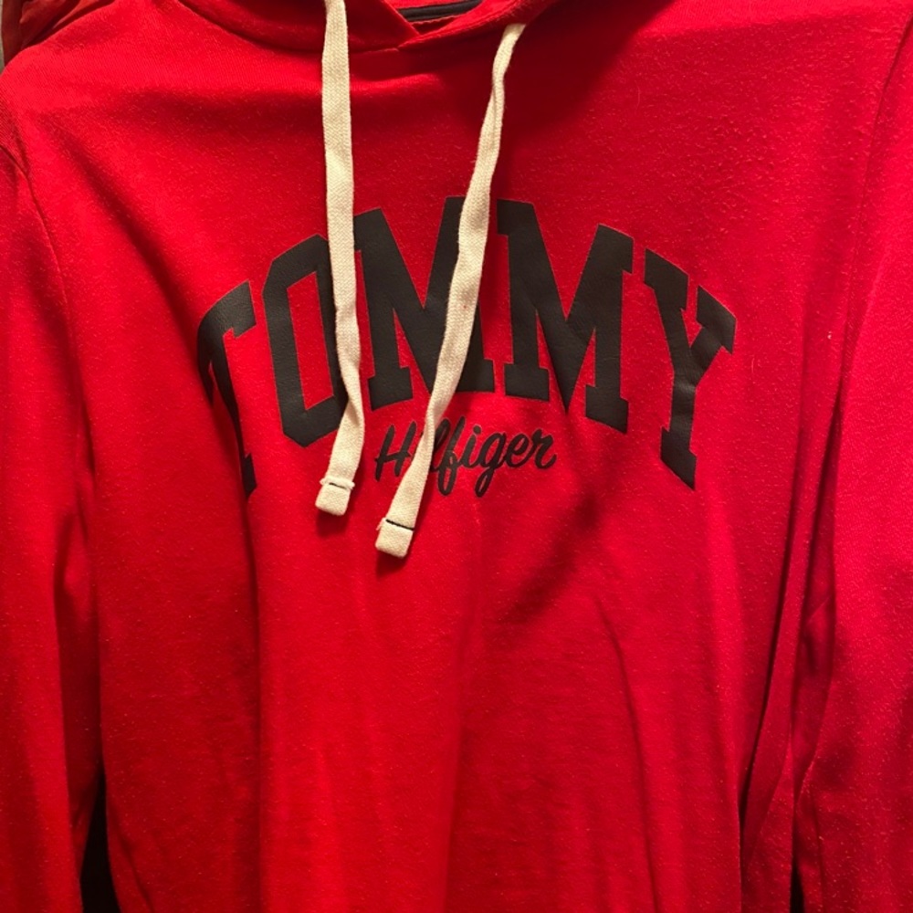 Tommy Hilfiger sweater